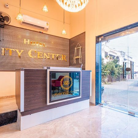 Sakardarā Treebo City Center מראה חיצוני תמונה